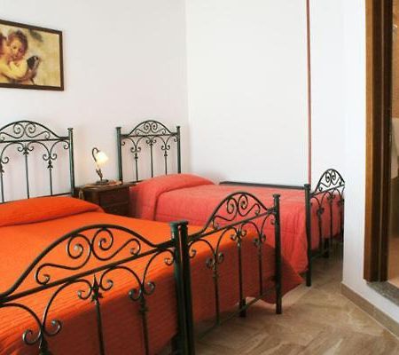 La Coccinella Bed & Breakfast Lecce Bilik gambar